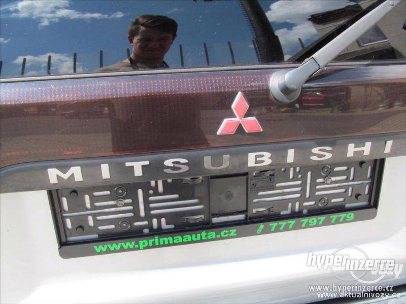 Mitsubishi Pajero 2.5, nafta, r.v. 2002, kůže - foto 20