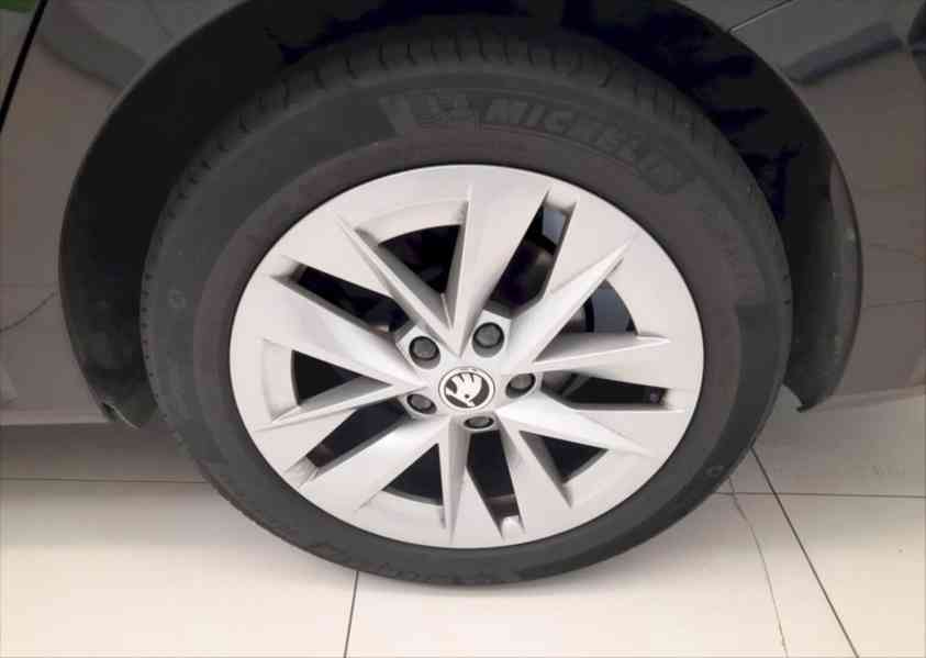 Škoda Octavia IV kombi DSG STYLE G-TEC - foto 12