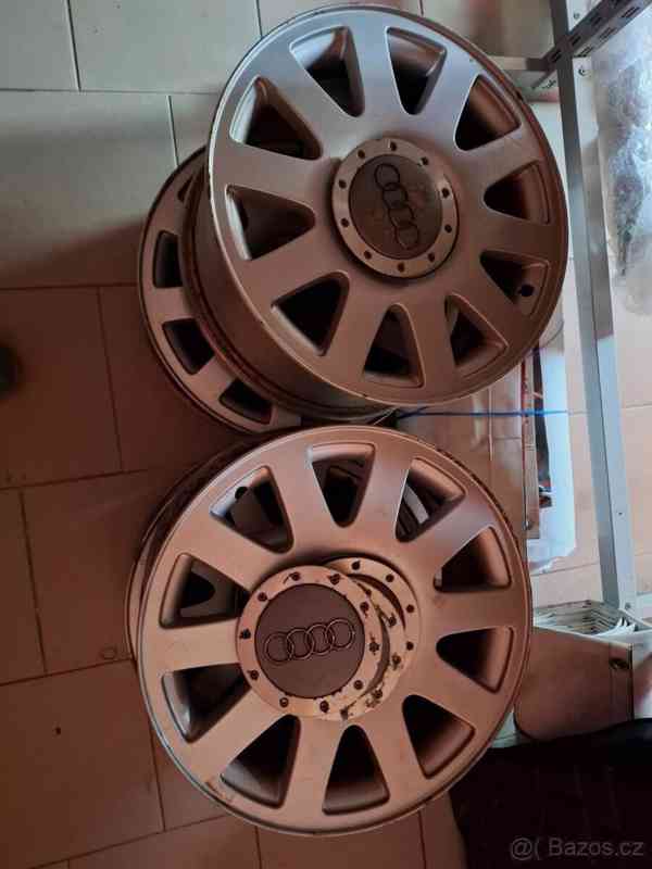 Audi A6 2,5   C4 TDI - foto 3