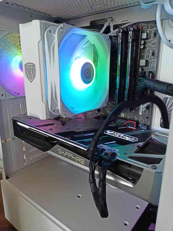 🔥 HERNÍ PC RYZEN 7 3700X, 16GB RAM, RX 5700XT NITRO, SSD 🔥 - foto 2