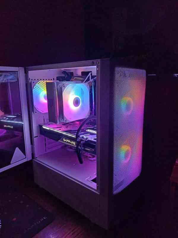 🔥 HERNÍ PC RYZEN 7 3700X, 16GB RAM, RX 5700XT NITRO, SSD 🔥 - foto 3