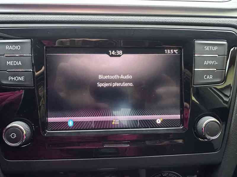 Škoda Rapid 1.4 TSI DSG/1MAJ/CZ/DPH/Výhřev - foto 15