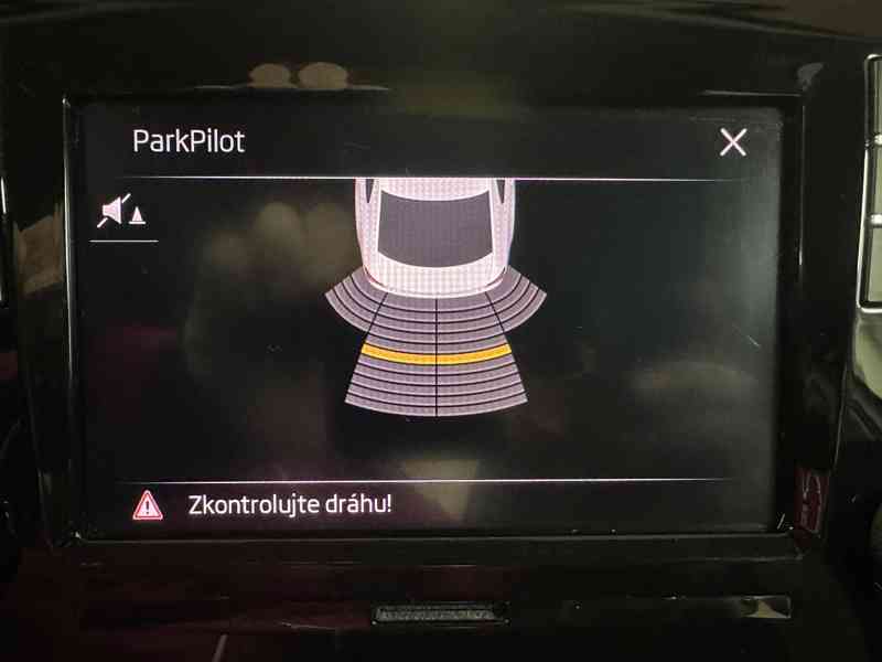 Škoda Rapid 1.4 TSI DSG/1MAJ/CZ/DPH/Výhřev - foto 19