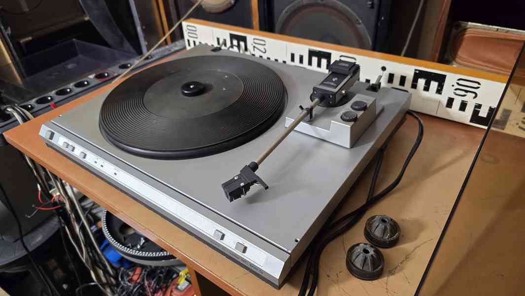 Gramofon TESLA MC 600 Q (vyboulený talíř) - foto 3