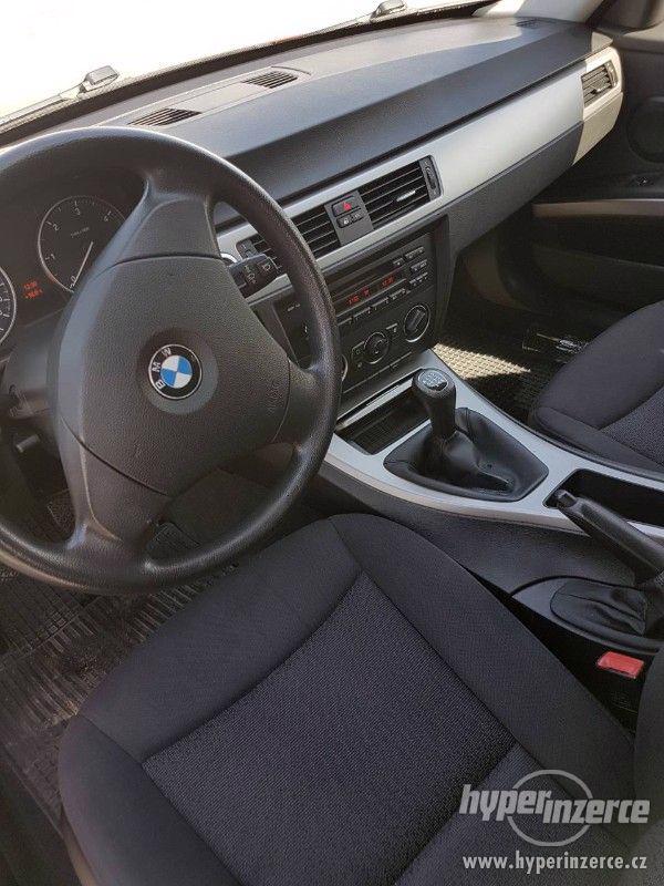 BMW E90 320D 130KW - foto 12