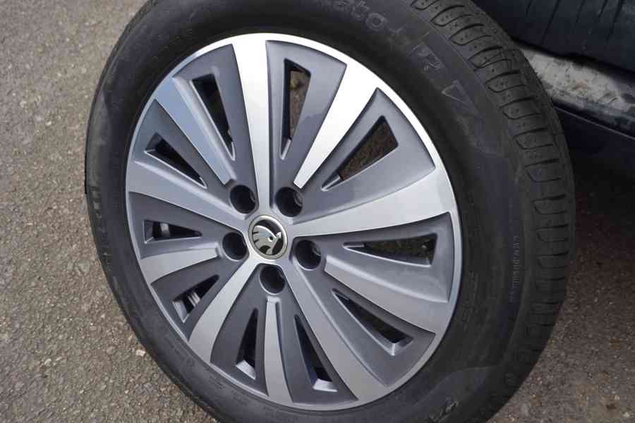 Š.Superb III, VW Passat B8- NOVÝ letní Alu 215/55R17-leštěné - foto 7