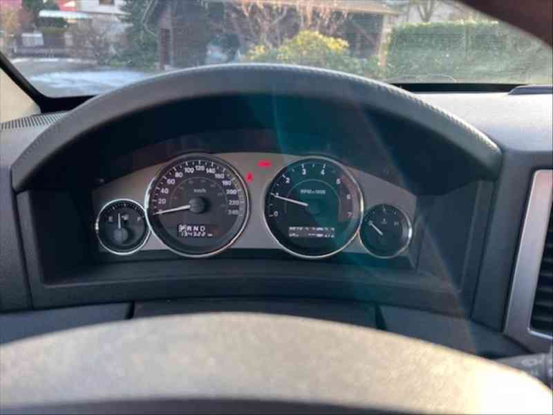 Jeep Grand Cherokee 3,0   160KW 4X4 134TIS KM - foto 8