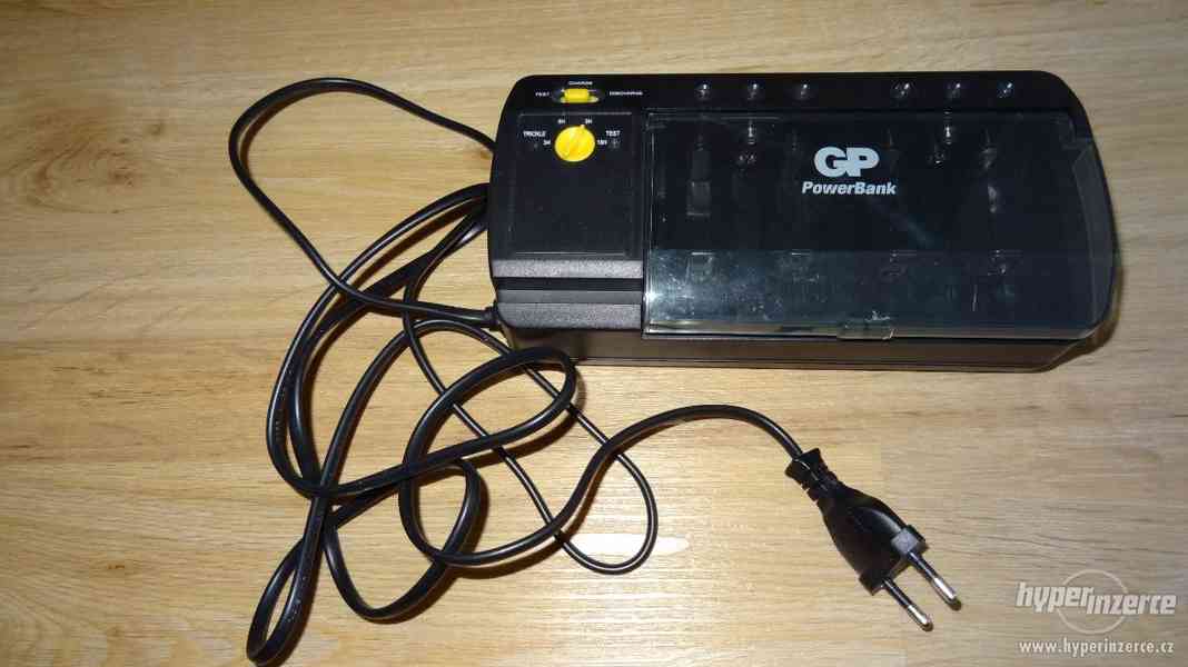 Nabijecka baterii GP PowerBank  S320 - foto 1