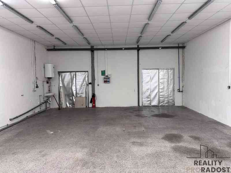 PRONÁJEM SKLADU - DÍLNY O VÝMĚŘE 75m2 v ADAMOVĚ U BLANSKA   - foto 3