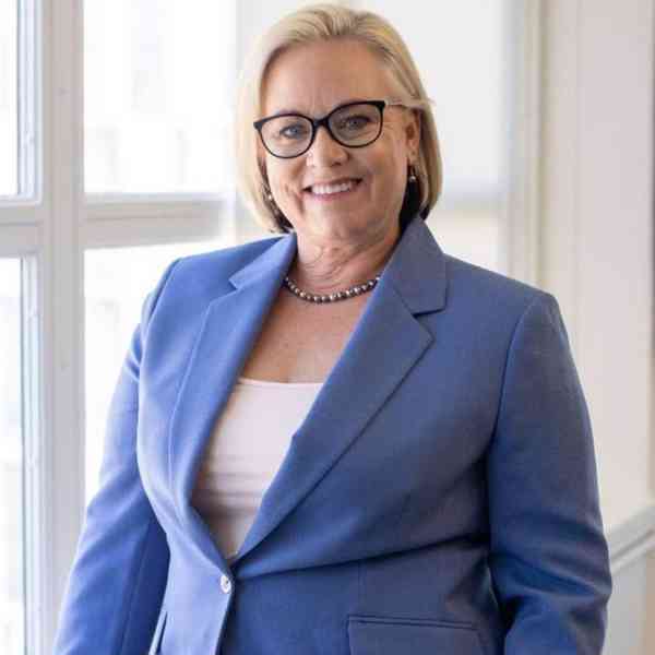  Nouzová půjčka? Postaráme se o vás