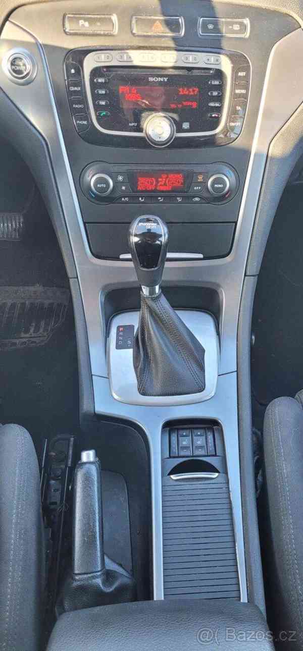 Ford Mondeo 2,0   Titanium Powershift - foto 2