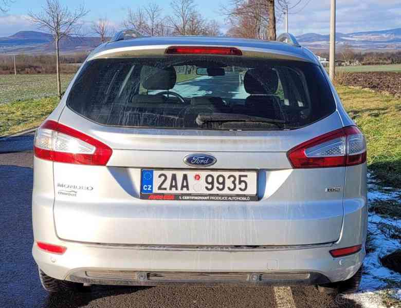 Ford Mondeo 2,0   Titanium Powershift - foto 8