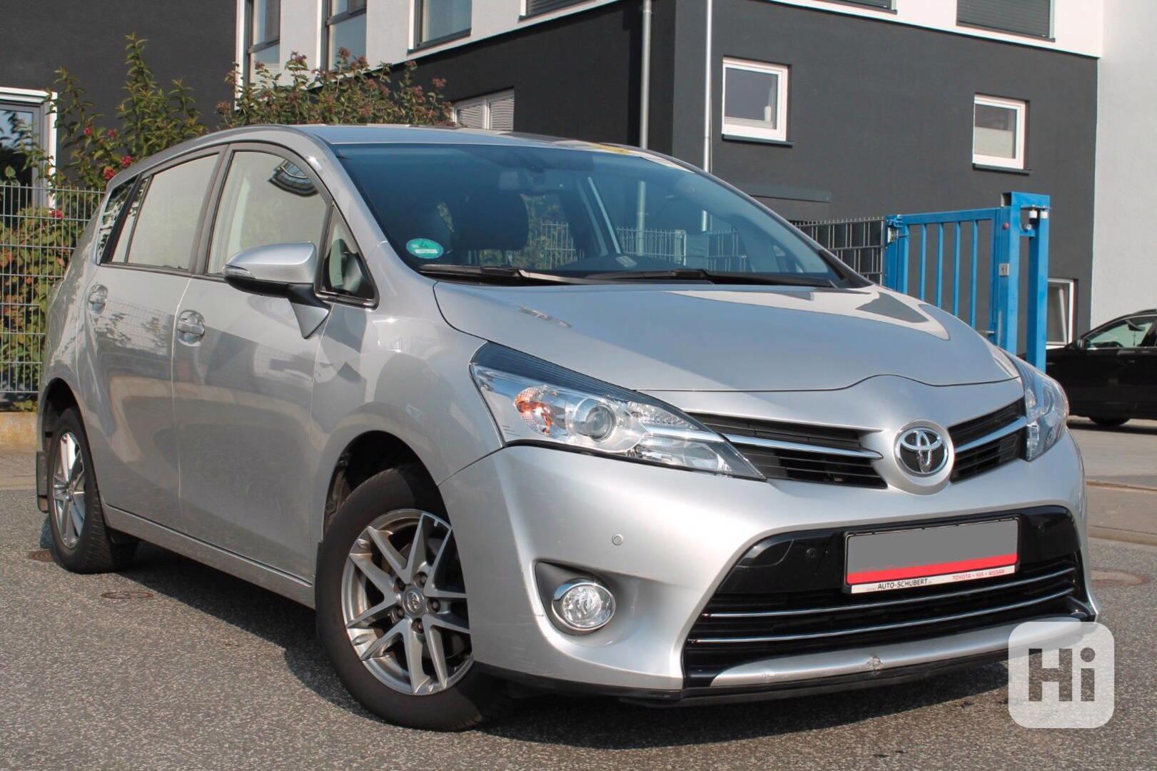 Toyota Verso 1,8i Comfort benzín 108kw - foto 1