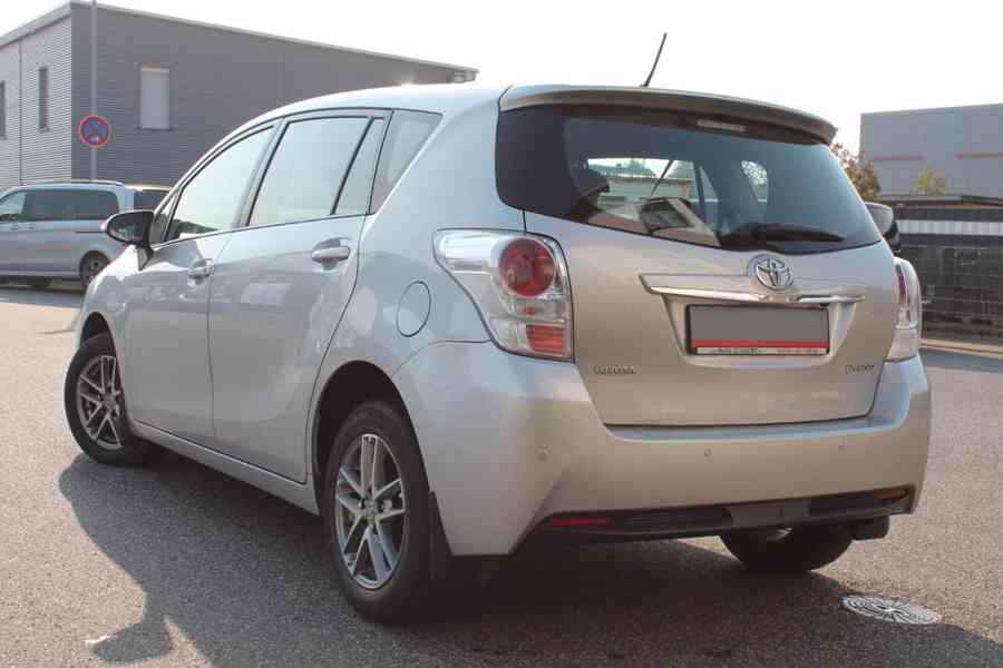 Toyota Verso 1,8i Comfort benzín 108kw - foto 9