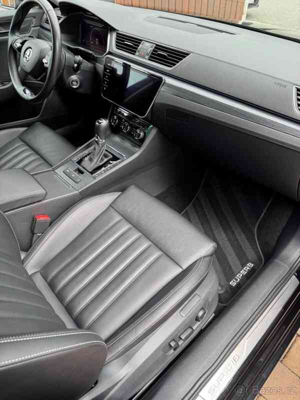 Škoda Superb 2,0   Style 4x4 Navi AHK ParkAss360 - foto 13