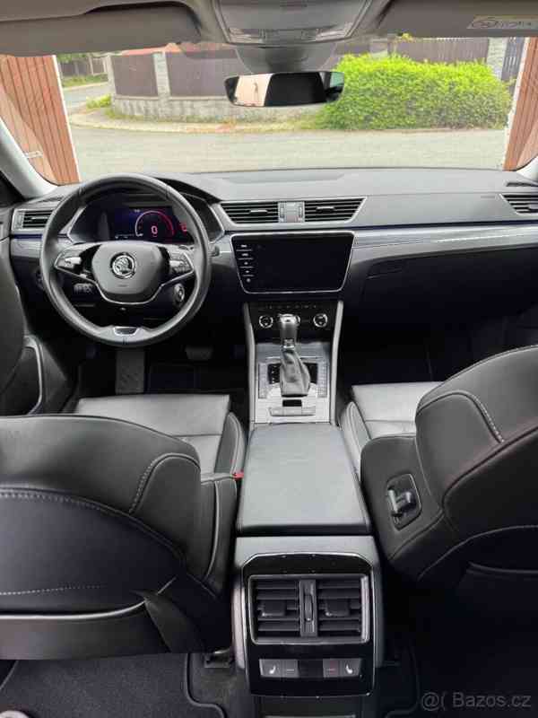 Škoda Superb 2,0   Style 4x4 Navi AHK ParkAss360 - foto 11