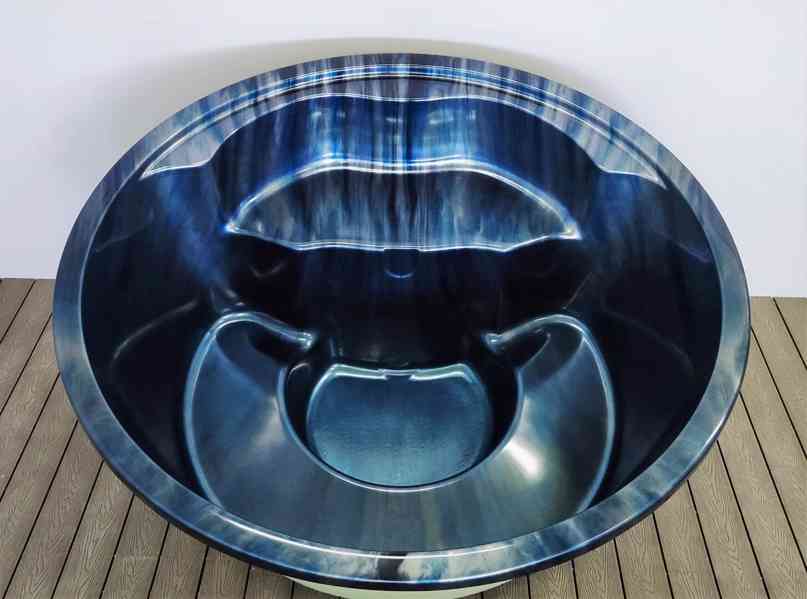 Koupací sud, vířivka, jacuzzi, whirpool, hot tub - foto 11