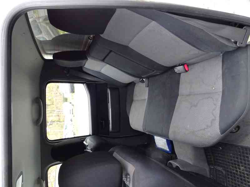 Ford Ranger Double cab 2.5 4x4 (5.) - foto 8