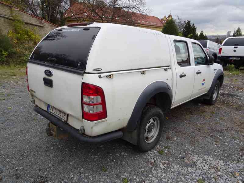 Ford Ranger Double cab 2.5 4x4 (5.) - foto 3