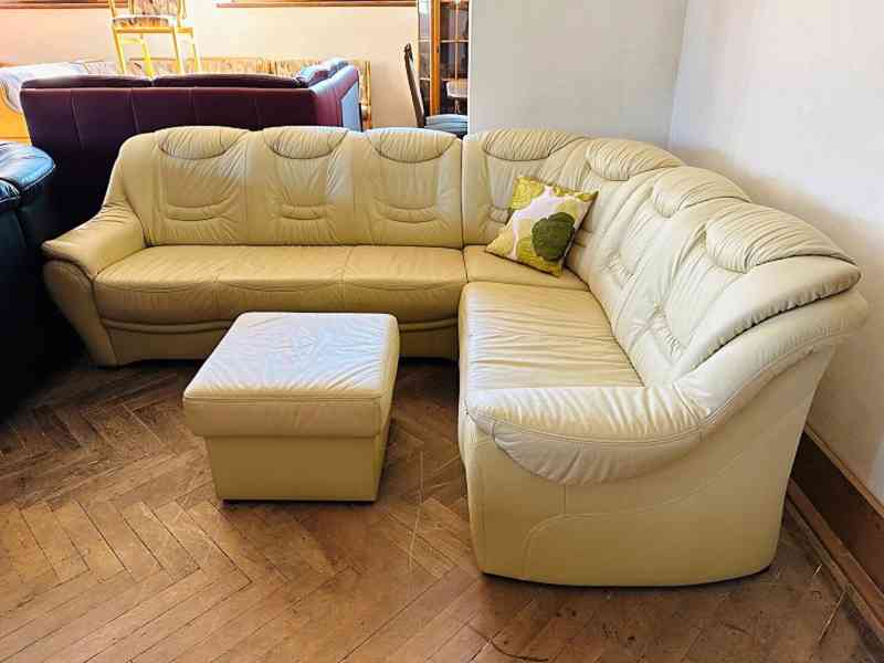  058 Kožená rohová sedací souprava sedačka + taburet  - foto 2