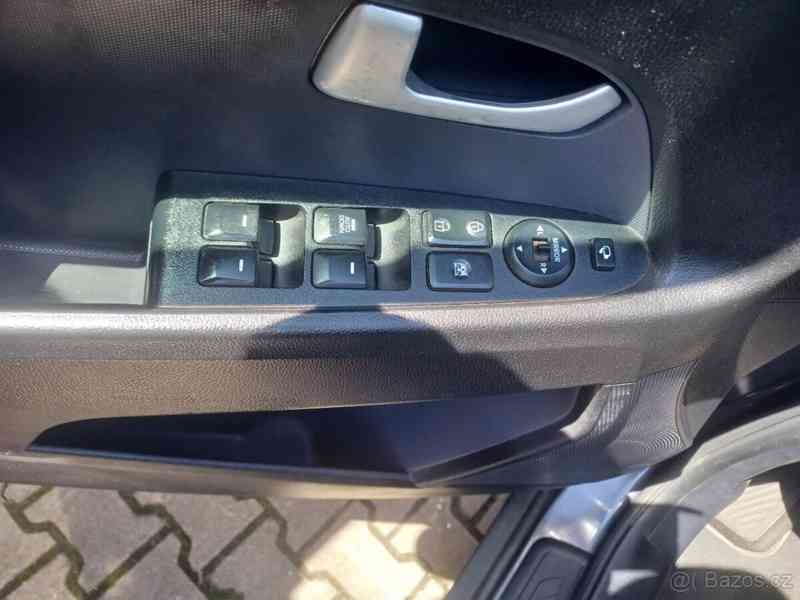 Kia Sportage 2,0   CRDI,Nová 4x4,Ser.historie - foto 9