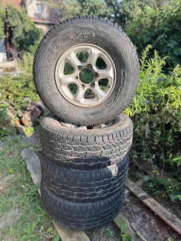 Mitsubishi L200 2,5 - foto 18