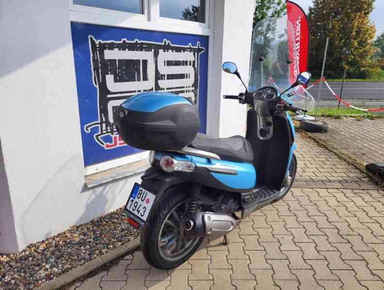 Piaggio Carnaby 125 es - foto 3