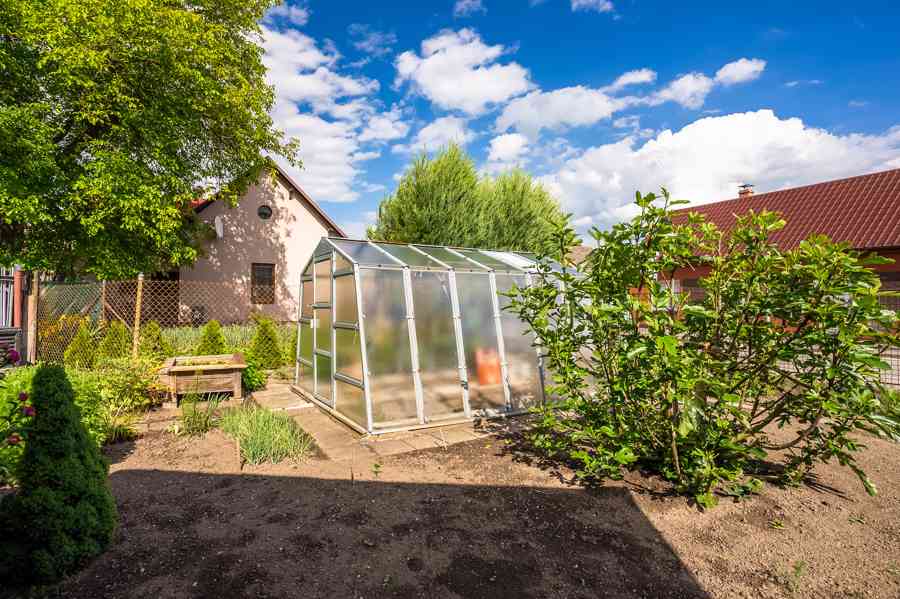 Prodej útulného domu 3+kk se zahrádkou, pergola, Libáň - foto 11