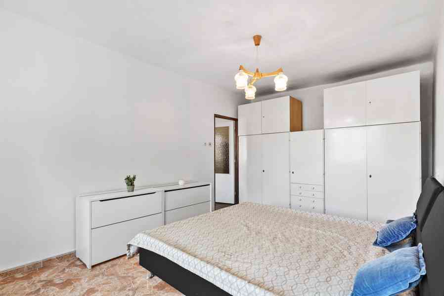 Prodej útulného domu 3+kk se zahrádkou, pergola, Libáň - foto 24