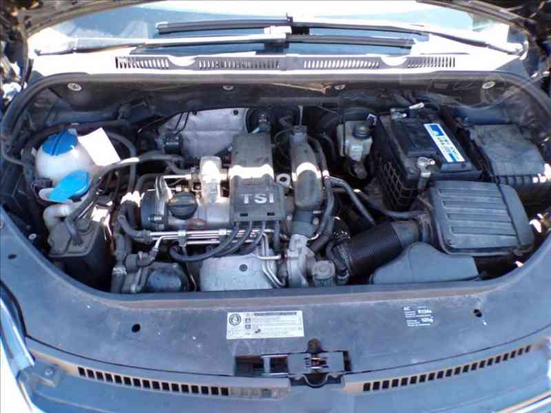 Volkswagen Golf Plus 1,2 TSI-77KW DIGI.KLIMA - foto 14