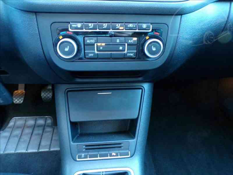 Volkswagen Golf Plus 1,2 TSI-77KW DIGI.KLIMA - foto 7