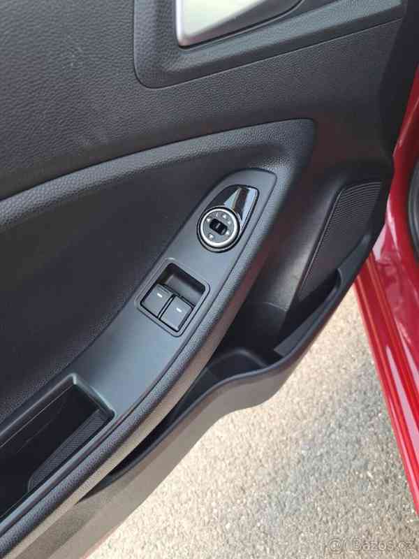 Hyundai i20 1,2   2016, 63 800 km, po STK - foto 7