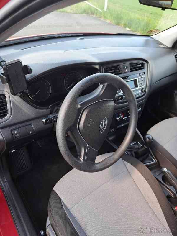 Hyundai i20 1,2   2016, 63 800 km, po STK - foto 5