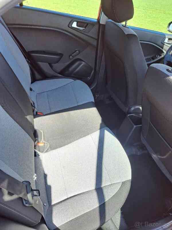Hyundai i20 1,2   2016, 63 800 km, po STK - foto 17