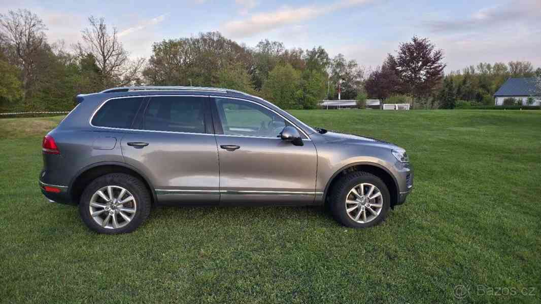 Volkswagen Touareg 3,0   TDI 193KW Top stav - foto 2