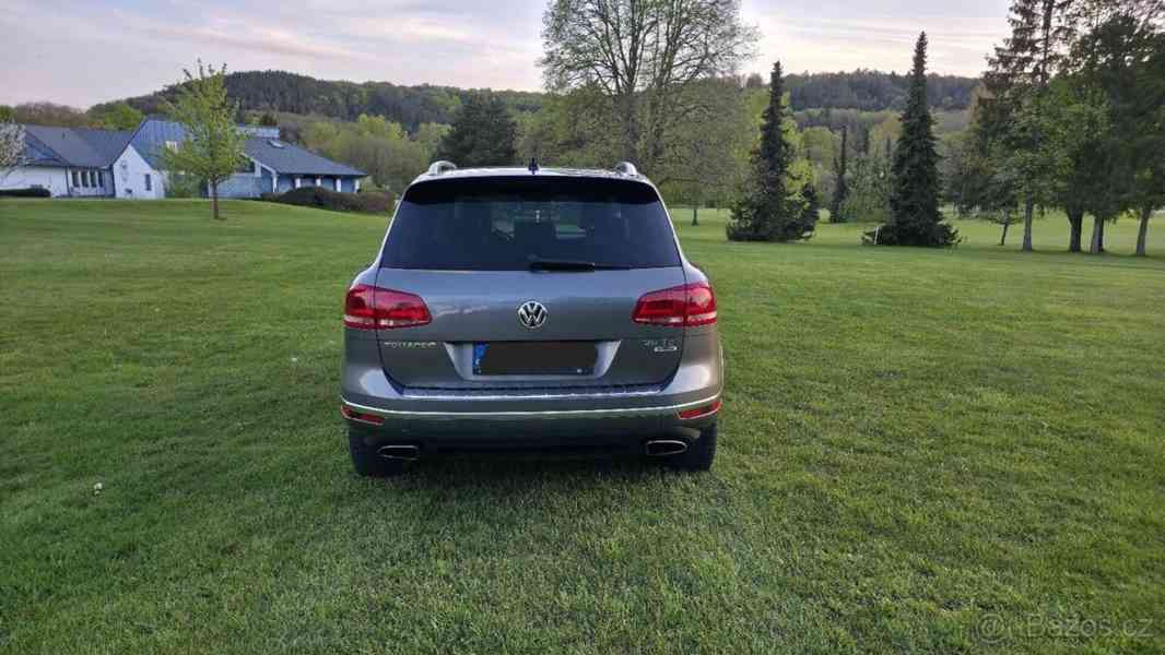 Volkswagen Touareg 3,0   TDI 193KW Top stav - foto 5