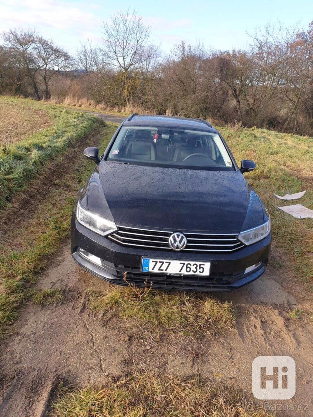 Volkswagen Passat 2,0   B7 - foto 1