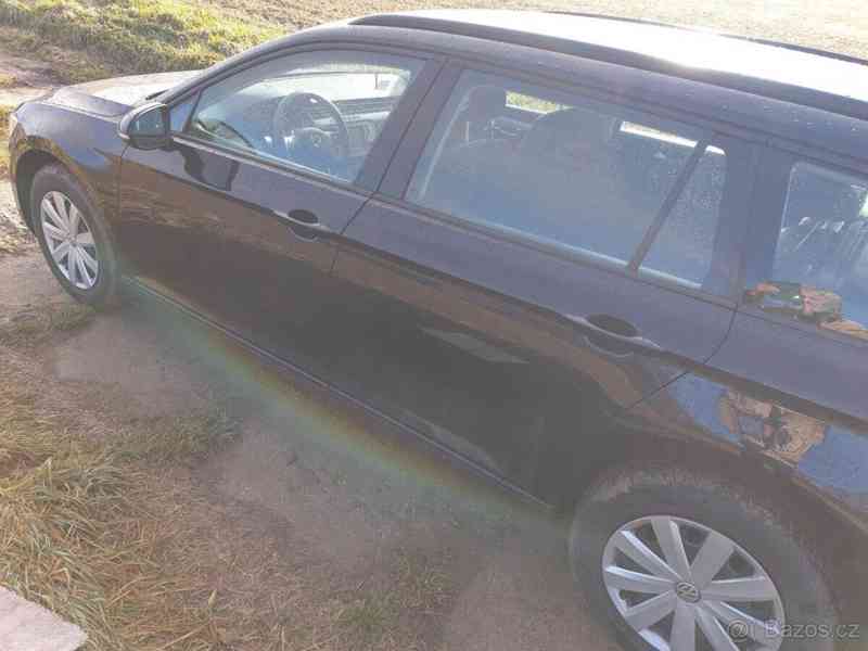 Volkswagen Passat 2,0   B7 - foto 7