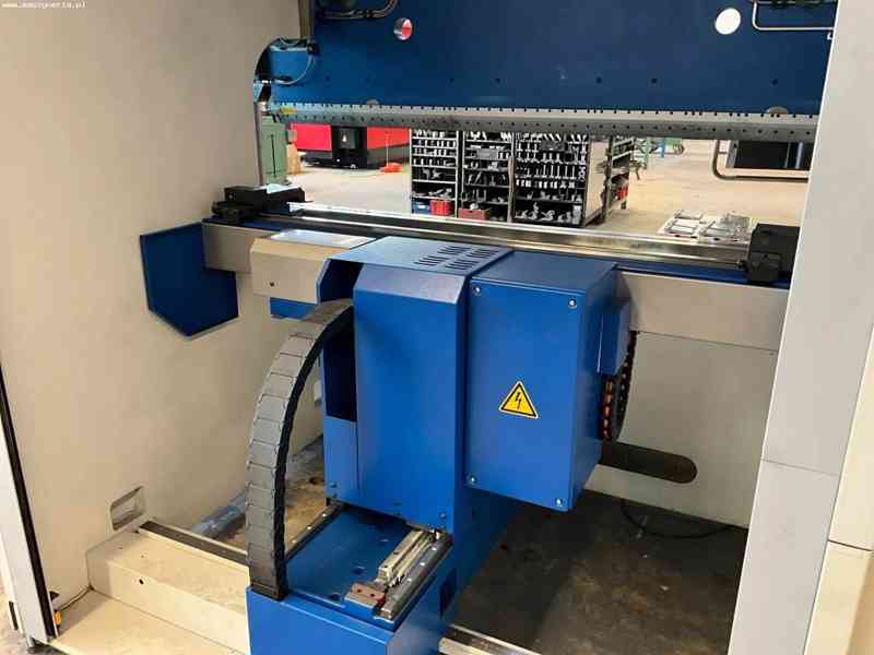 CNC hydraulický ohraňovací lis TRUMPF TruBend 5085 - foto 5