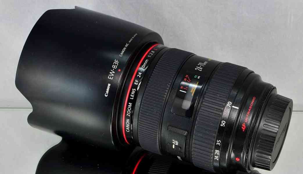 Canon EF 24-70mm f/2.8L USM **F.F. 1:2.8 *řady L - foto 10
