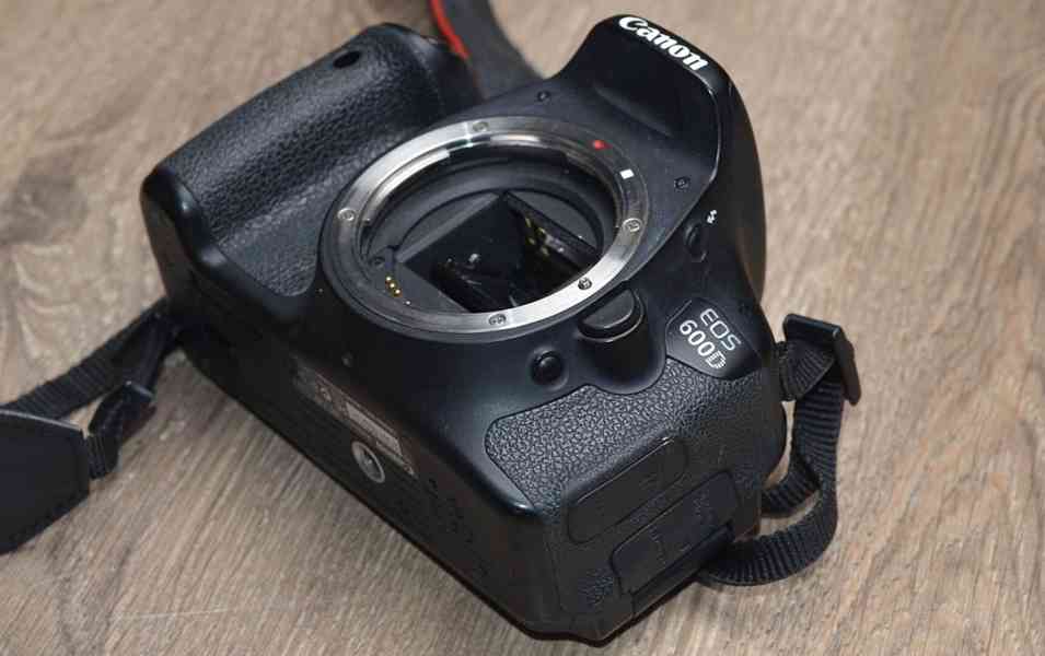 Canon EOS 600D **18 Mpx CMOS TOP 3100 exp. - foto 4