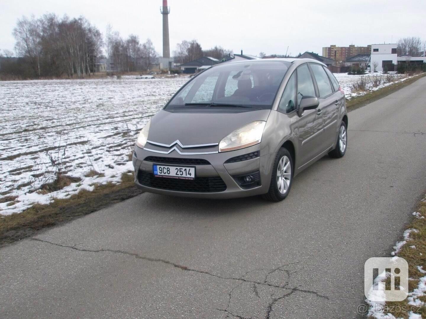 Citroën C4 Picasso 2,0   103Kw benzín - foto 1