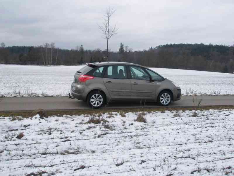 Citroën C4 Picasso 2,0   103Kw benzín - foto 5