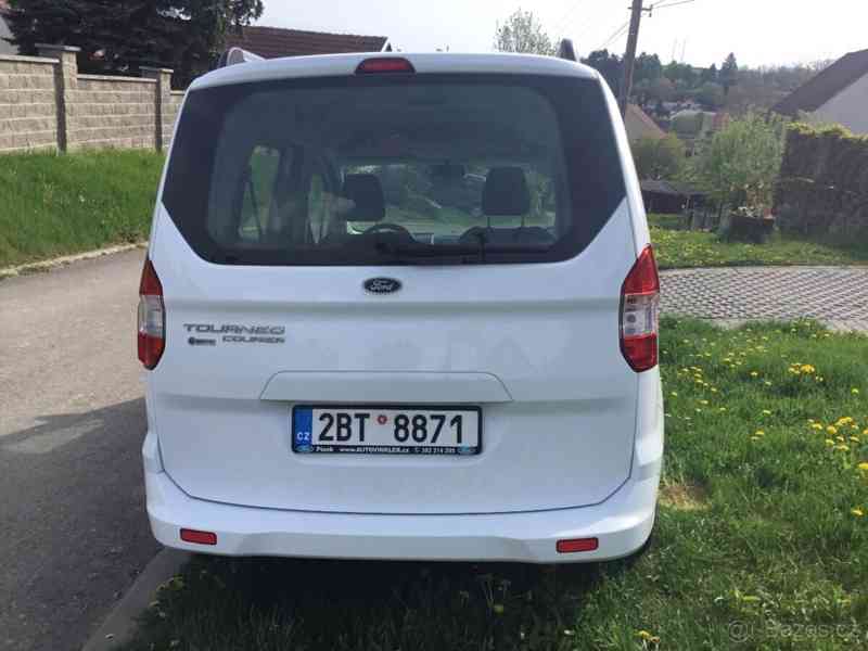 Ford Tourneo Courier 1,5 - foto 3
