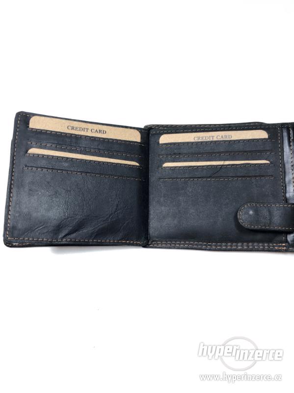 Luxusní černá kožená peněženka Hunters s knoflikem - foto 4