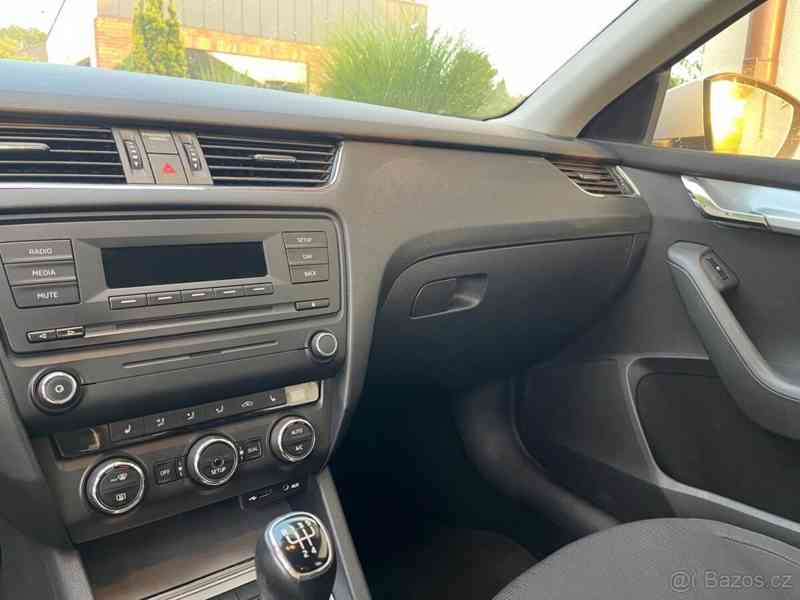 Škoda Octavia 1,6   3 TDI - foto 10