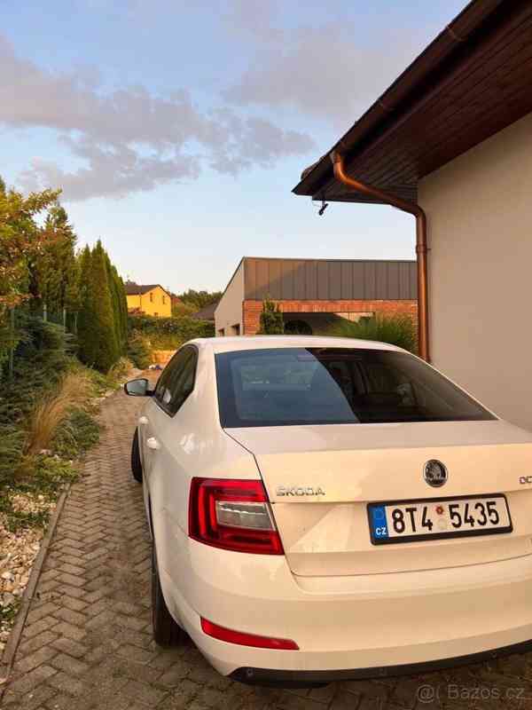Škoda Octavia 1,6   3 TDI - foto 4