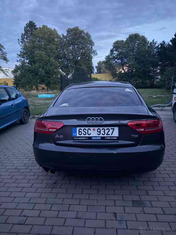 Audi A5 2,0 - foto 18