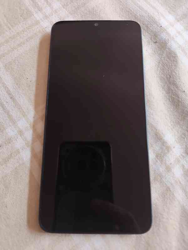 Mobilní dotykový telefon Xiaomi Redmi 13C 128/4GB - foto 2