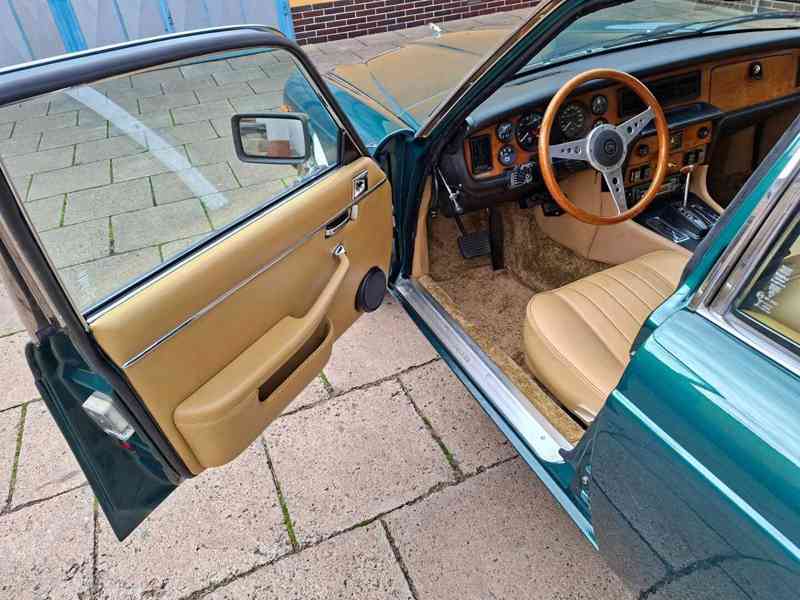 Jaguar XJ6 3,4  r. v. 1984 - foto 7